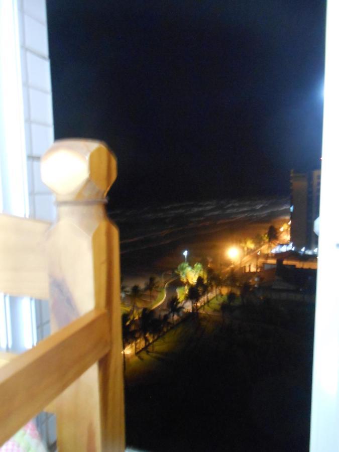 Apto Varanda Gourmet Frente Ao Mar Praia Grande (Santos) Exterior photo